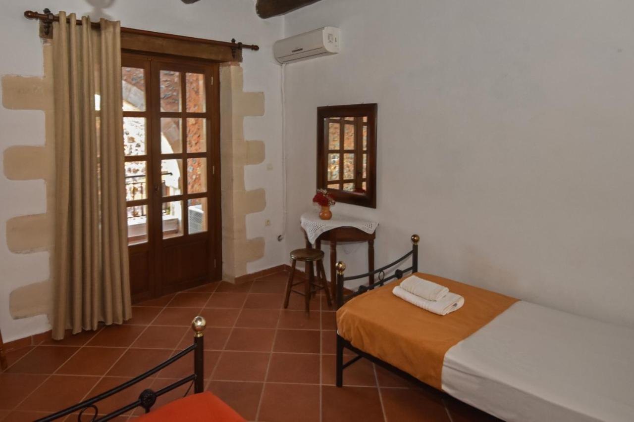 Astrátigos Aretaki Villas מראה חיצוני תמונה