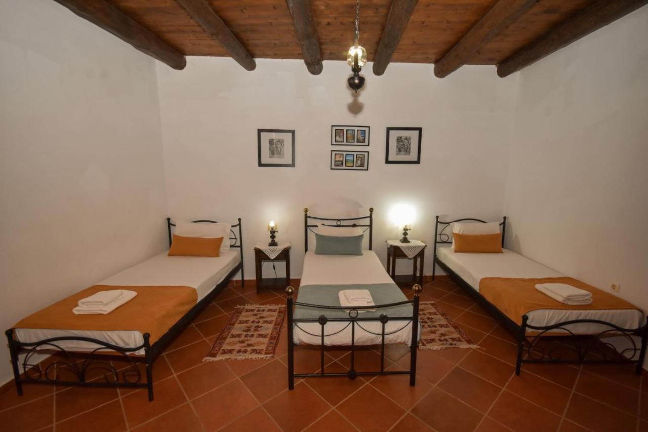 Astrátigos Aretaki Villas מראה חיצוני תמונה