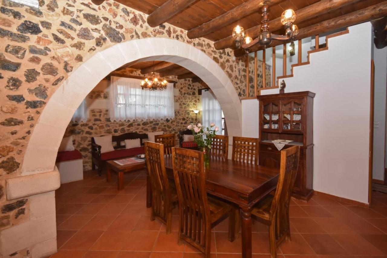 Astrátigos Aretaki Villas מראה חיצוני תמונה