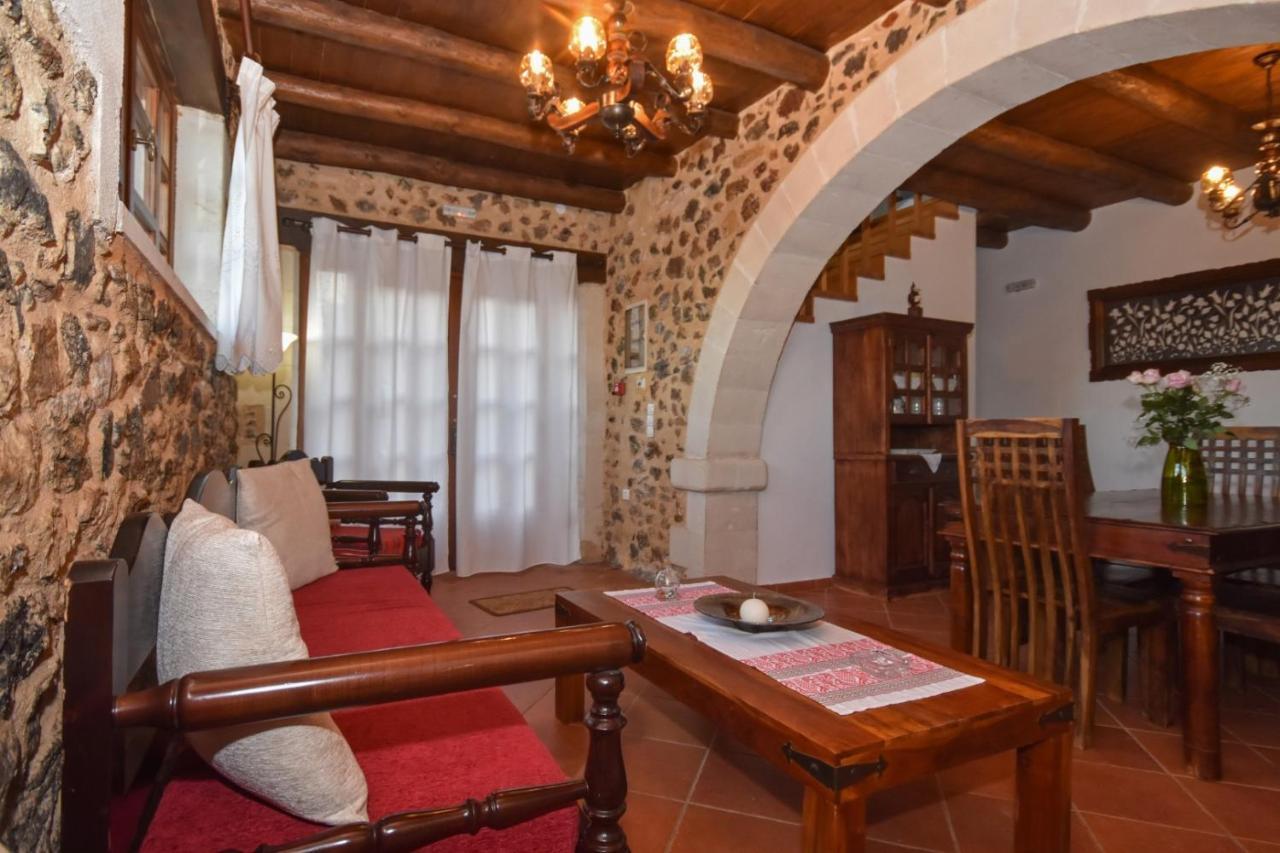 Astrátigos Aretaki Villas מראה חיצוני תמונה
