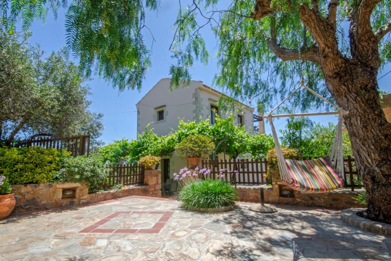 Astrátigos Aretaki Villas מראה חיצוני תמונה