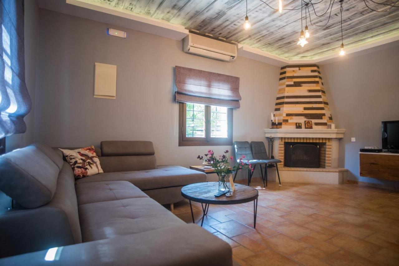 Astrátigos Aretaki Villas מראה חיצוני תמונה